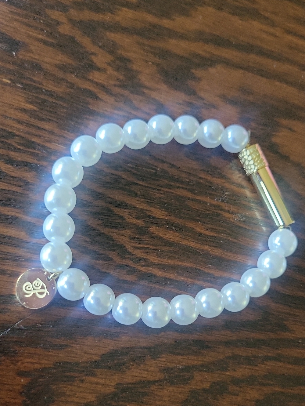 Plunder Pearl Bead Stretch Bracelet with Gold Accents
